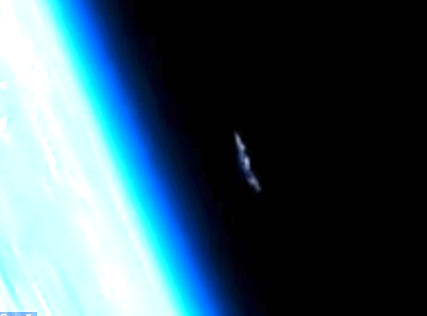 JinxedHorizon's tweet photo. Possible mothership captured on SpaceX livestream!
Starship hits orbit for the first time. Then this shows up on the livestream.T+7:44. Pale blue streak. Bright tip. Looks structured, like a mothership. It is massive.
SpaceX hasn’t said a word about this object. Could be booster gas against Earth’s limb. Could be something else sitting in the same frame as the biggest rocket humans have ever orbited.
Either way - we livestreamed it...