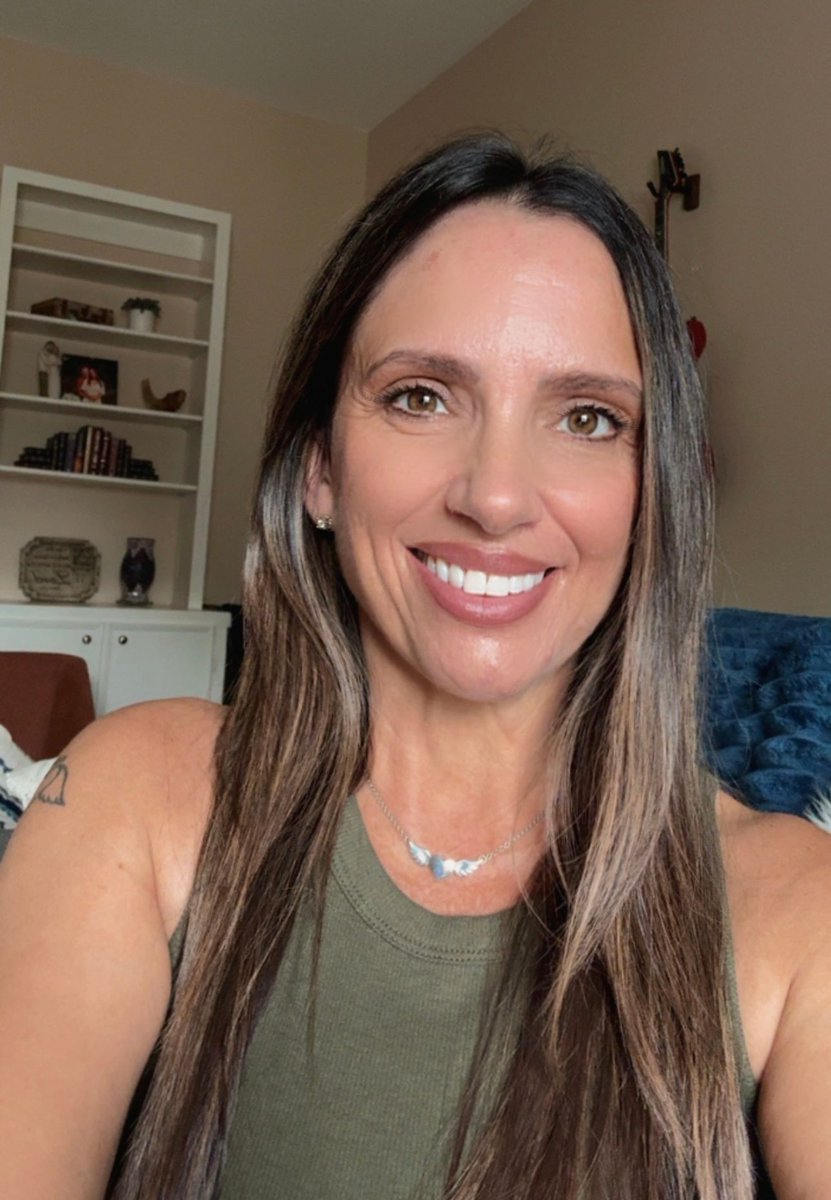 AngelaLMartin's tweet photo. Am I wearing a mask of denial?

We are only as sick as our secrets.

Hurts, habits and hang-ups grow in hiding. Honesty is where the step work begins.

Sister, whether you're in recovery or considering it, tell one safe person the truth. That is where freedom starts. 🤍 https://t.co/7dvw3Niu16