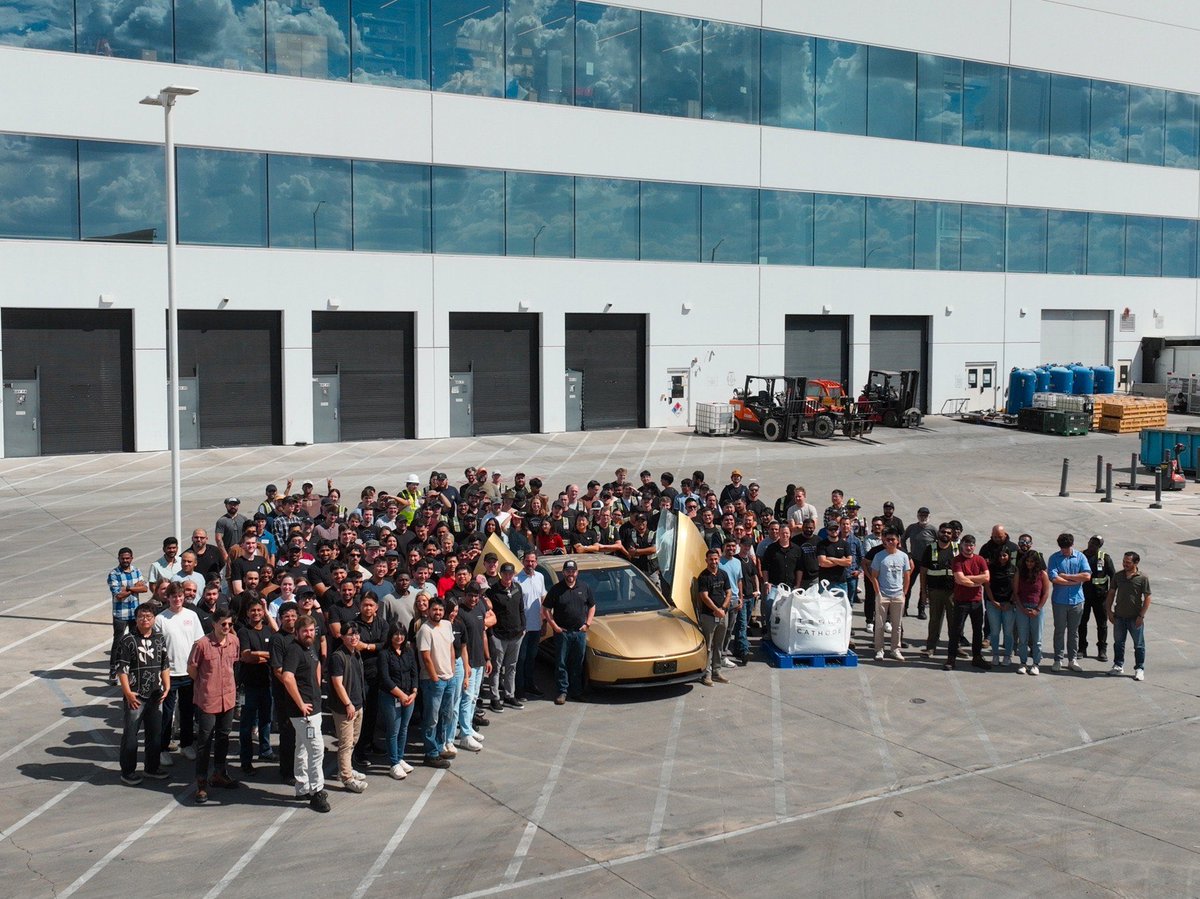 wansta2000's tweet photo. #elonmusk #Spacex https://t.co/APwUAU3cTB