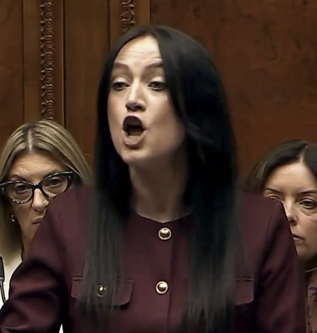 WrecklessGamer's tweet photo. This is the face you make when you are unable to hide how much you hate your Protestant neighbours.

Well played @SheerinOfficial 

I do hope her husband remembers to bring a pint of milk home.  

Otherwise he will be on the end of that face 🫣😁 https://t.co/MUfEwXb91A