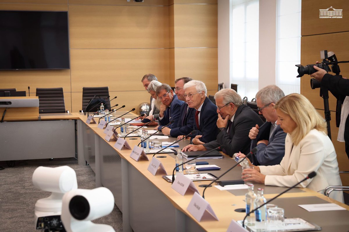 GeorgiaInEU's tweet photo. 3/3
🤝 Discussions focused on strengthening parliamentary cooperation, bilateral relations and 🇬🇪-🇪🇺 ties, as well as regional &amp; international developments. https://t.co/O6xz0WjqAi