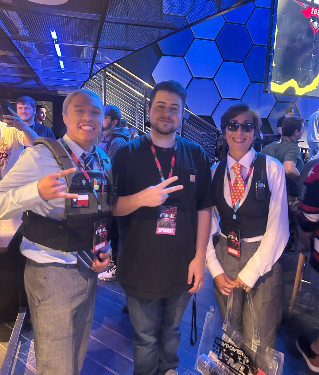 _erinnn_bb's tweet photo. what an event. #FML2026 such an amazing time at the event and connecting with the CS community. NA CS ain't dead yet! https://t.co/7KUqOD9OIE