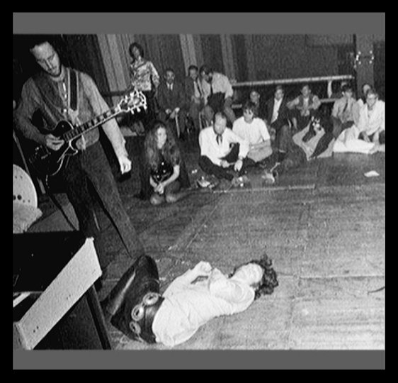 Rollin_Memories's tweet photo. Jim Morrison🧐 &amp; Robby Krieger • The Doors ~ https://t.co/bTcJmJS7mJ