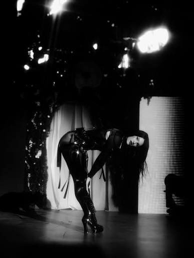 Spiritboxi's tweet photo. @AmyLeeEVCrave And you was gagged! https://t.co/s9SJPCb2uL