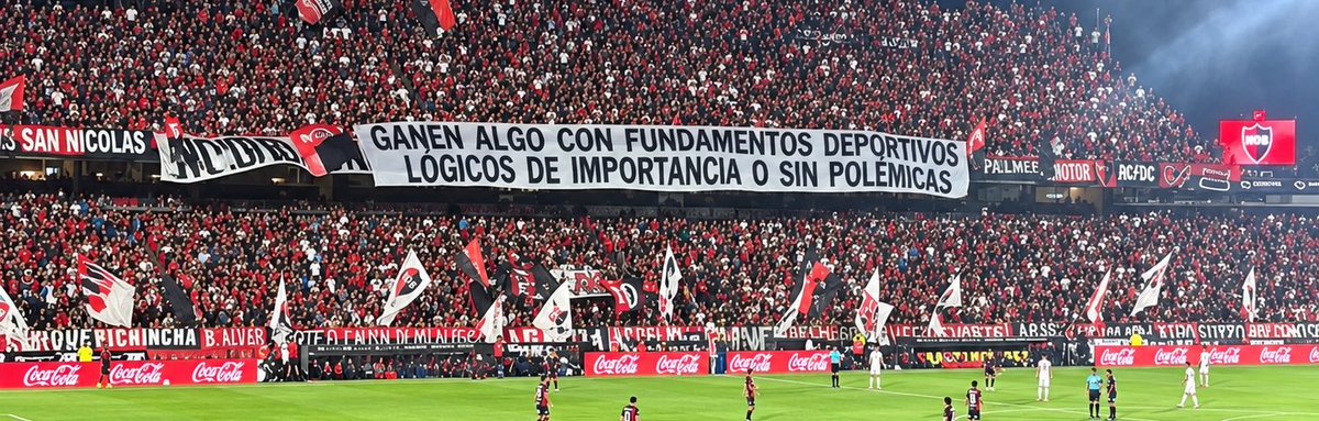 CanallaDobleL's tweet photo. #BanderaDeGodoyCruz
Se viene https://t.co/uKZlKZFcly