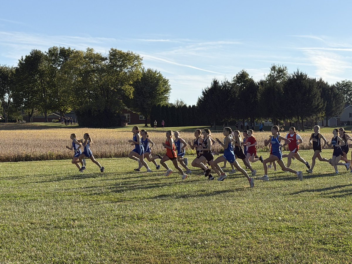 SDCS_SUPER's tweet photo. Middle School EIAC Cross Country. 
Let’s go, Trojans! https://t.co/7EuRLiisSr
