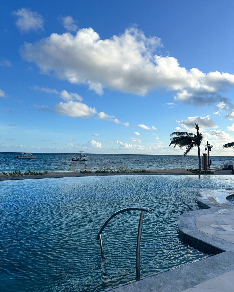 AsiaShumakdb9's tweet photo. The event at Sandals Dunn’s River showcased Jamaica’s resilience and commitment to welcoming guests back with confidence. Visit Sandals Dunn’s River this holiday season or in 2026 to experience Jamaica’s beauty. https://t.co/5WO6RAnLix