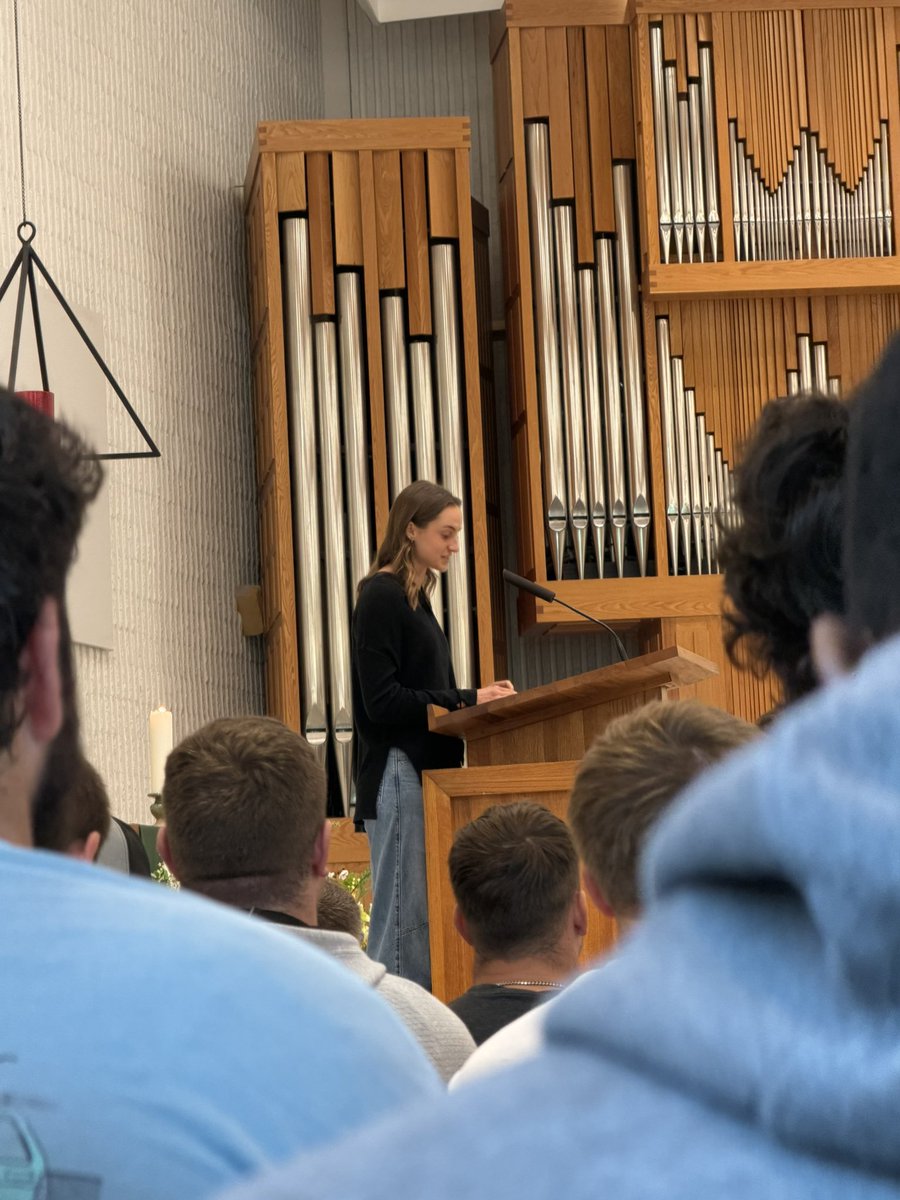 JoshJMorton's tweet photo. Great start to the week w/ the @AugustanaSD Fall Athlete Blessing and a wonderful message from @AugieVolleyball Sydney Tims today! https://t.co/T4HOFiZgK5