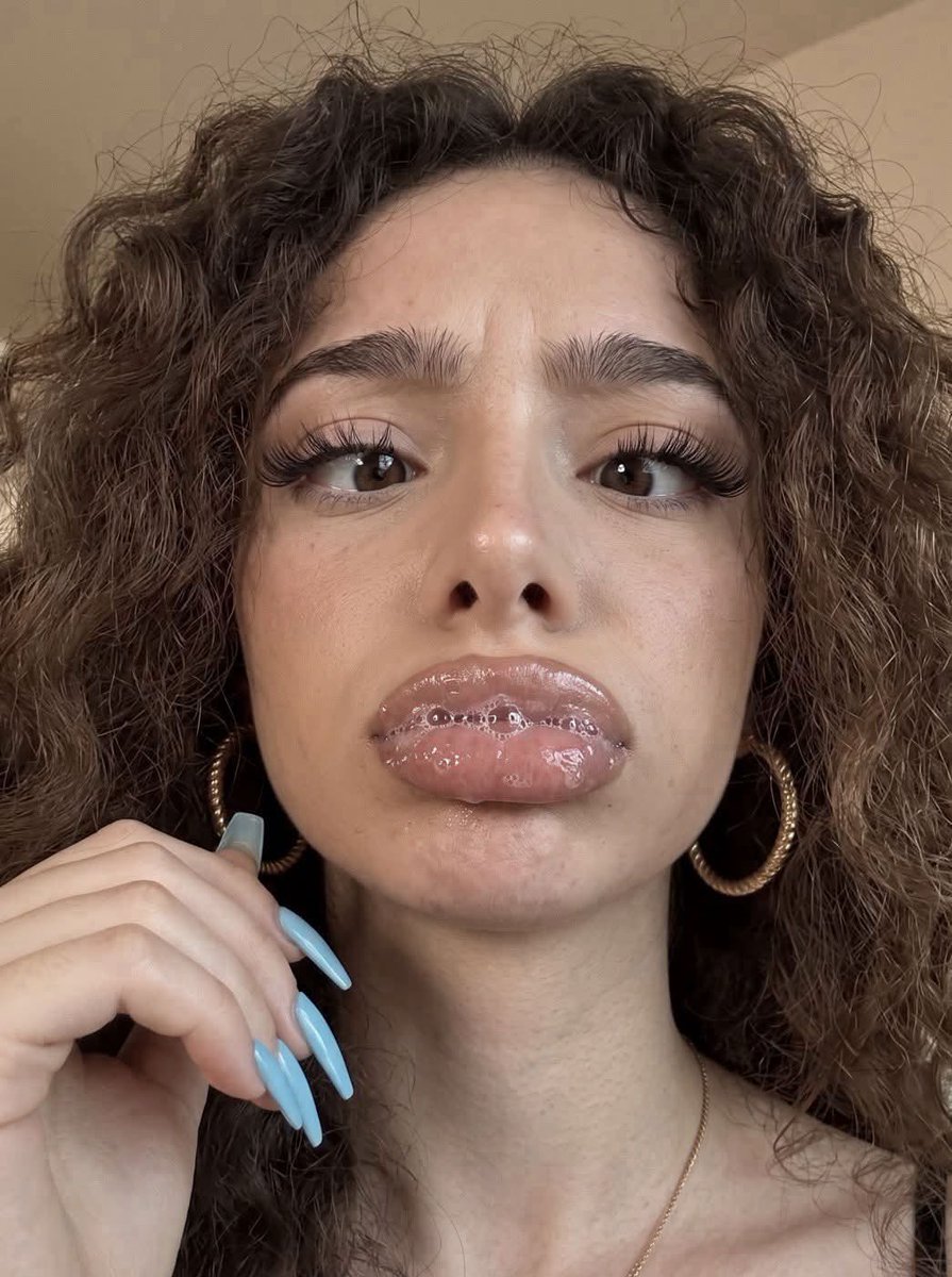 Nolimitgoonslut's tweet photo. I wanna get super porn brained 😵‍💫😵‍💫 https://t.co/DoDtOURmty