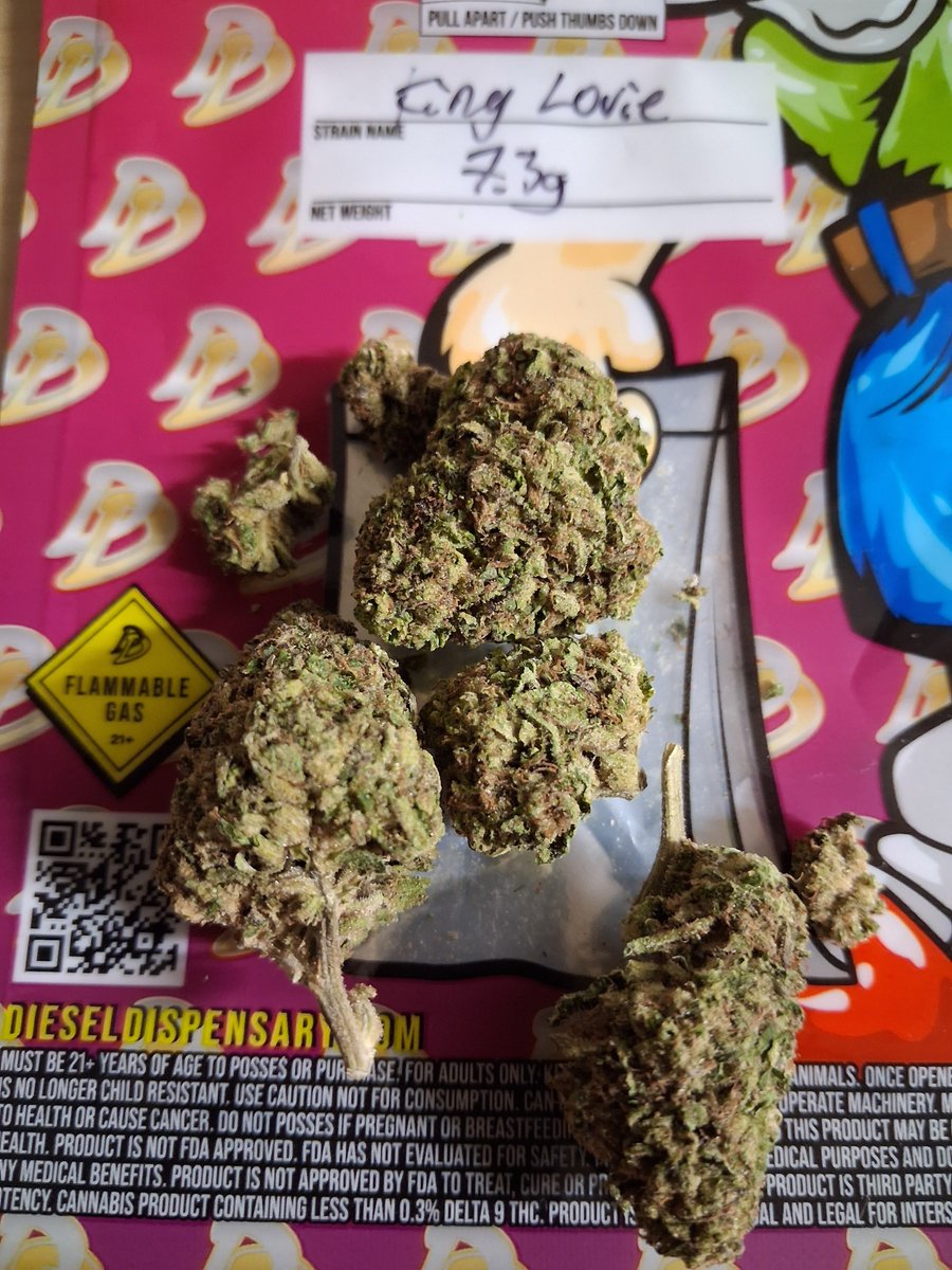 SaulGoodman727's tweet photo. Diesel dispensary..gas on ⛽️ https://t.co/TfIb0SFyXo