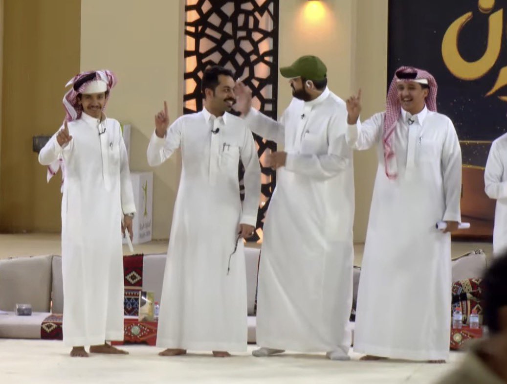 7vwep's tweet photo. لاتستغربون من الريحة اللي طالعه اسمهم شخ https://t.co/eJAtqOdA8W