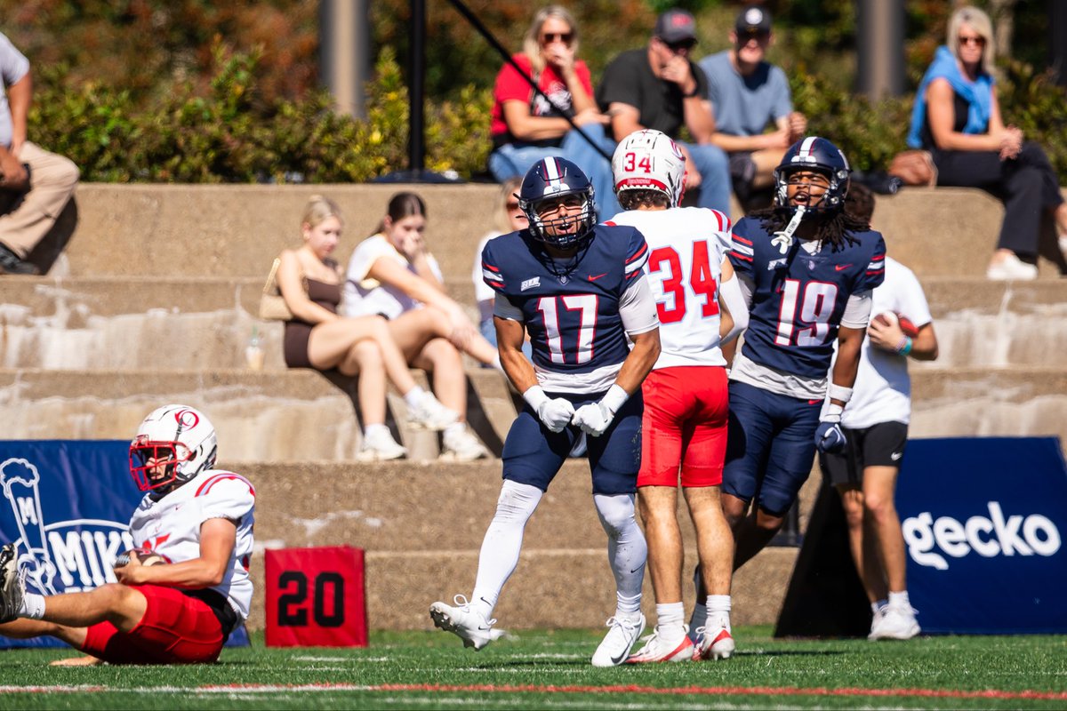 coachbobj's tweet photo. After a tough 3 game stretch to start the year, the Dukes return to the Bluff and pick up their first win of the year.  Looking forward to the start of NEC play after a well earned bye week. #homecooking https://t.co/lOhl3zZ8mD