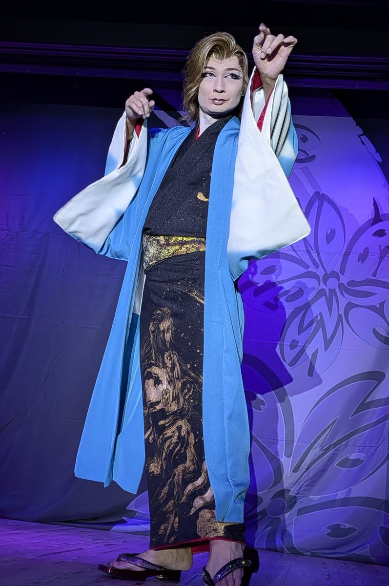 kayoko114's tweet photo. 9/27 鈴成り座
のぼる＆千春＆優翔＆神龍4人祭り
イブニングショー
#花組むらさき
特別ゲスト
#澤村優翔 https://t.co/LgEAlMe2rf
