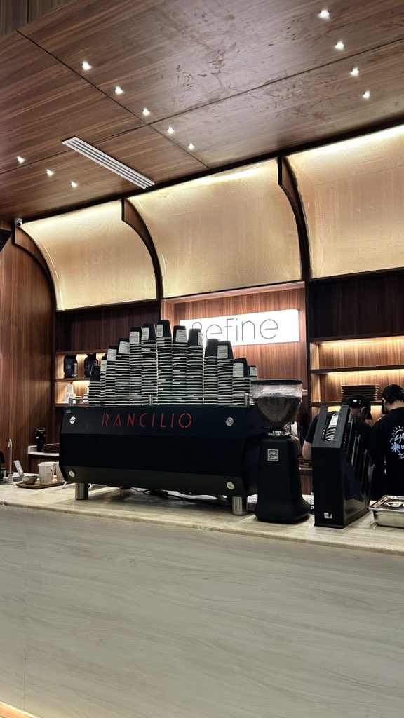 D6_il's tweet photo. فازت على الشقر بنت أثيوبيا بالمزاج 
سمرا تعدل مزاجي كل ما ذقتها 🤎 https://t.co/E3lswe7ZuE