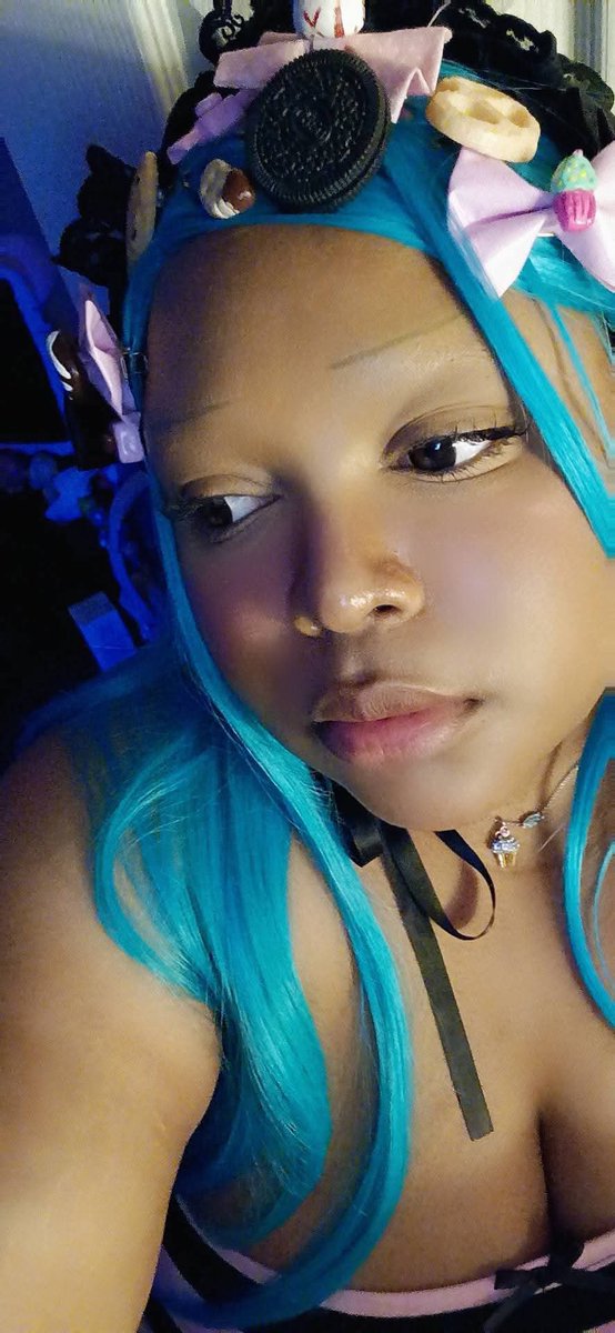 Doll0fTheDead's tweet photo. 🍬 https://t.co/THYTFLKcOU