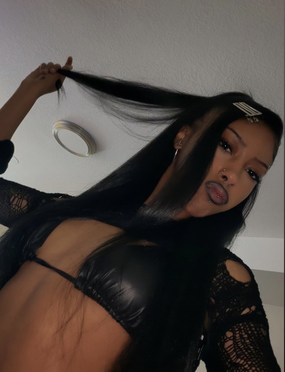lyricobh's tweet photo. https://t.co/oMUaQw4LaQ