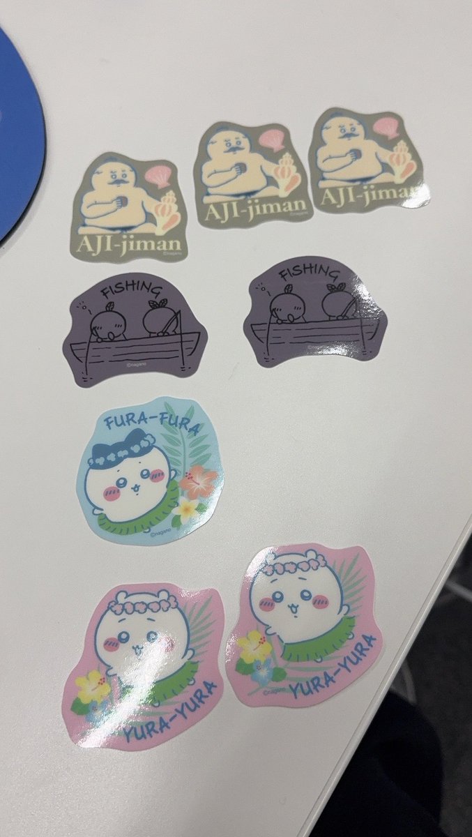 wbd8qa's tweet photo. ひ、1箱に…この8個が残ってたから買ったんですけど……こんなことってあるんですか…… https://t.co/tHNX00xO5t