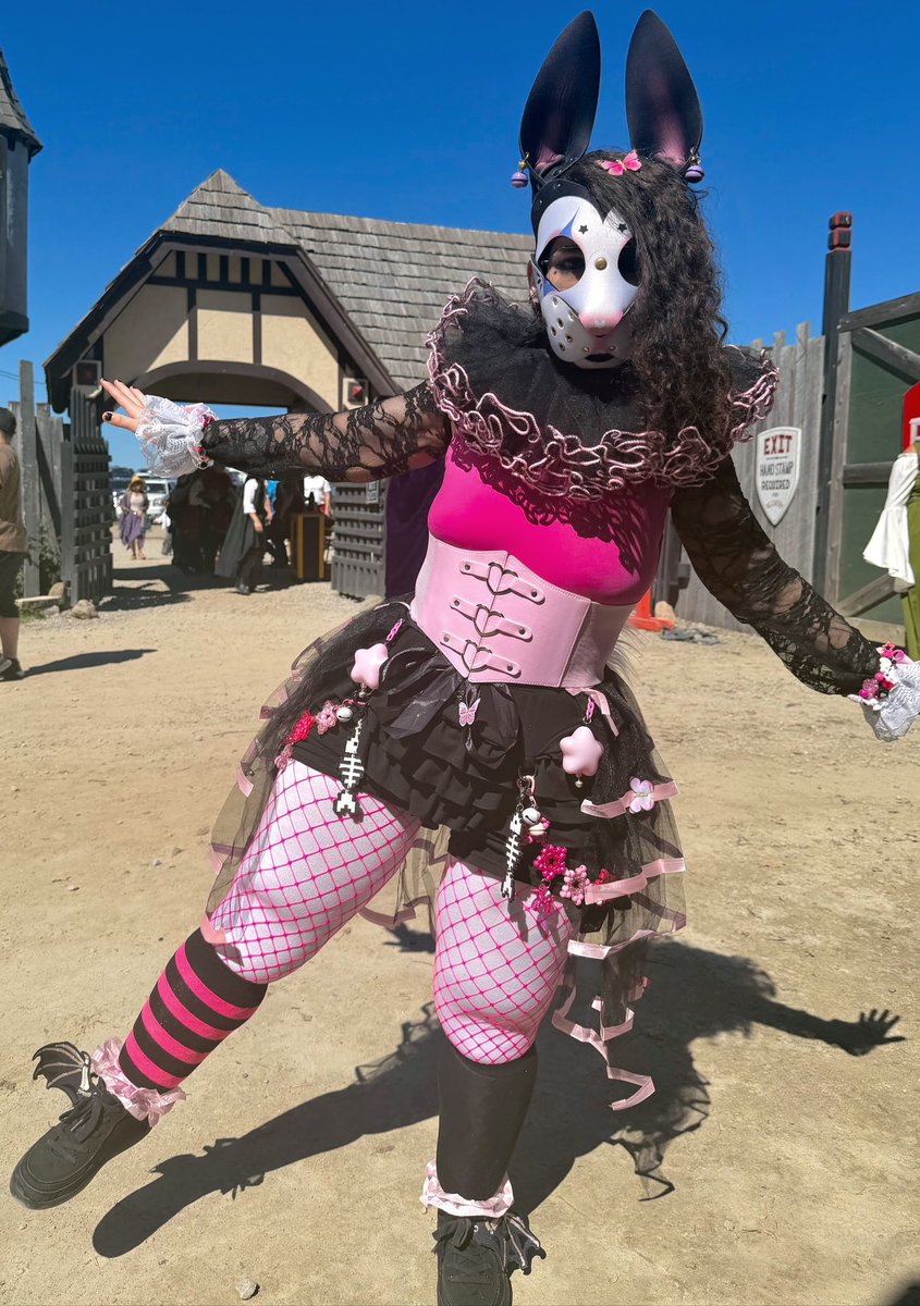 puppyxbite tweet picture