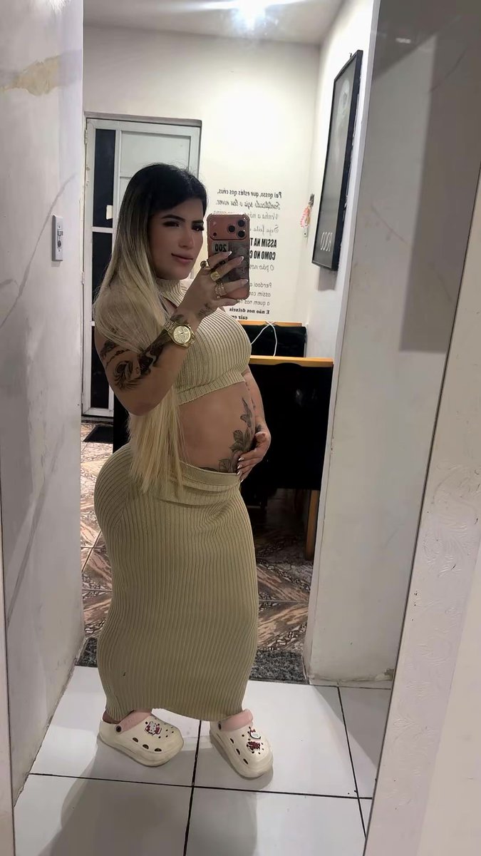 Camila217103611's tweet photo. 🤰 https://t.co/vovCt6neuh