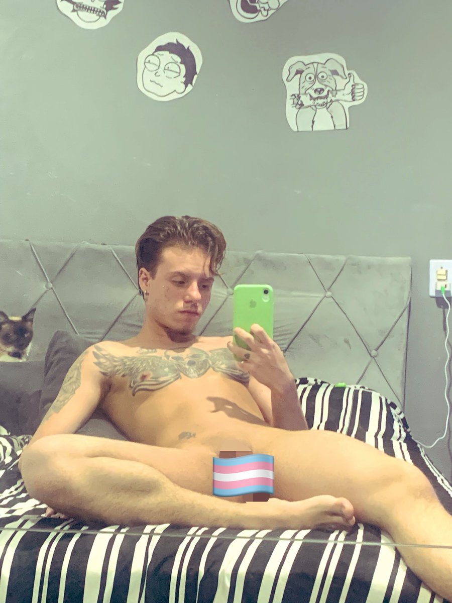 ftmromeo's tweet photo. Subscribe now, and enjoy a twink trans guy 🏳️‍⚧️❤️‍🔥🌹 #ftm #transman 

https://t.co/k7AKPXQ5jQ https://t.co/qcnaBfC0RJ