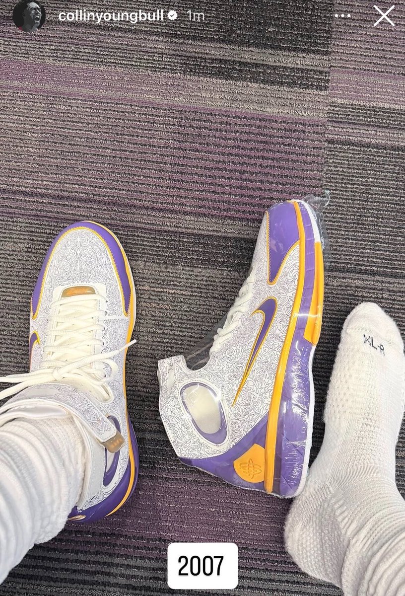 PurpGoldLakers's tweet photo. Collin Sexton with the ‘Kobe Laser’ Huarache 2K4s in purple and gold (via his IG)

RESPECT 🐍 https://t.co/nAbbOheULb