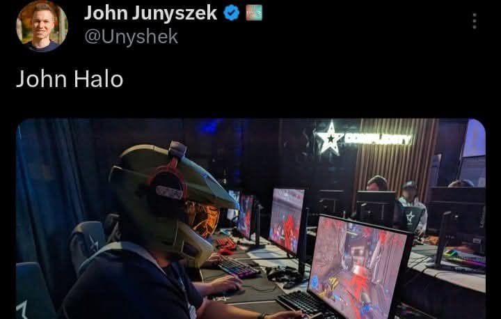 Hey_Its_Fujio's tweet photo. @Unyshek It was always a blast to meet you at HCS events and it was most certainly an honor to be called "John Halo" by you. Wish you the best and hope to see you at future Halo events if possible 🙏 https://t.co/UQZsRBcvNg