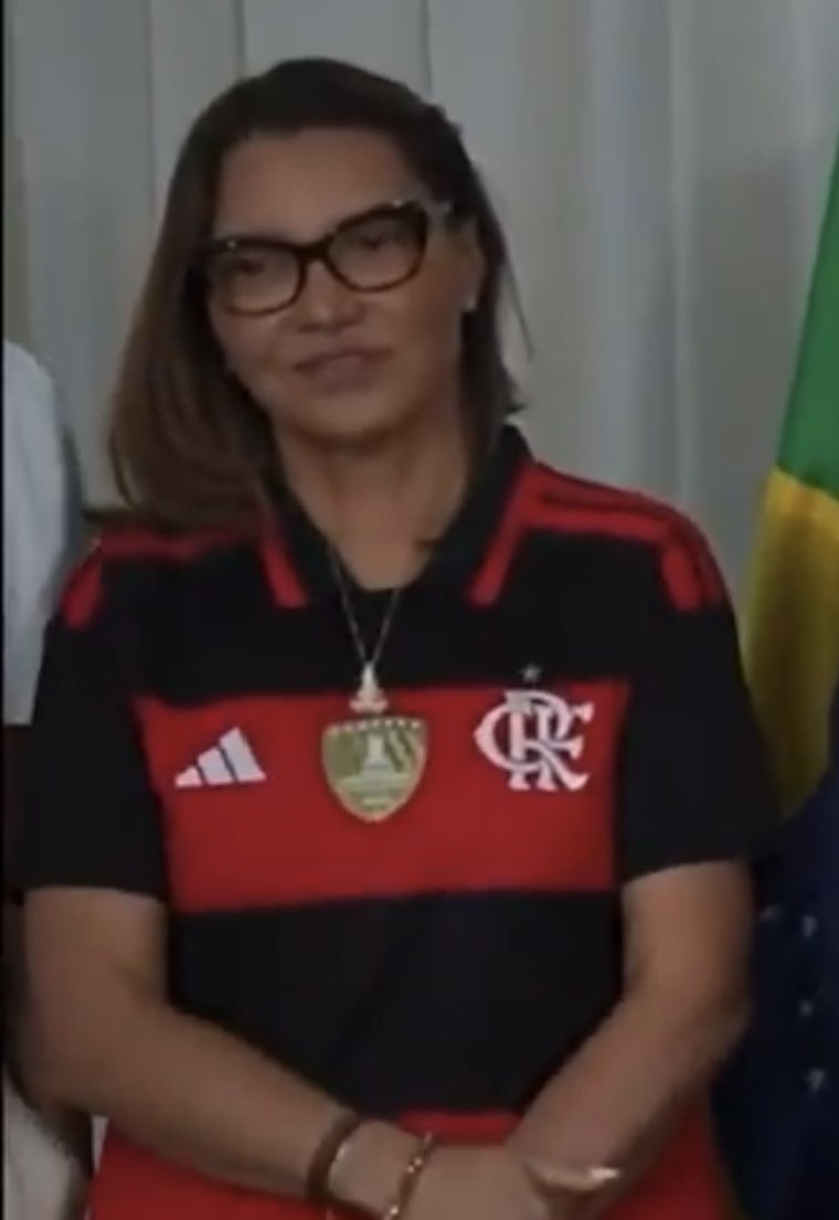 Economesteter's tweet photo. Na moral, como tem gente que consegue defender essa galera?

Vai gostar de ser feito de otário na pqp https://t.co/V8QLP32qKb