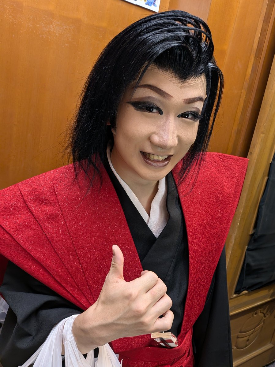 kayoko114's tweet photo. 9/27 鈴成り座
のぼる＆千春＆優翔＆神龍4人祭り
(昼)送り出し
#花組むらさき 
座長 #南條のぼる 
特別ゲスト
#劇団神龍
#澤村神龍 
#澤村冬華 https://t.co/qXKRTGMbdw