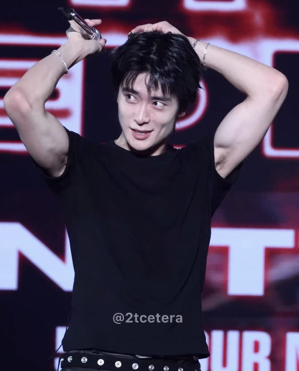 unojaehyun's tweet photo. good morning to jaehyun only https://t.co/0egbcnlRZC