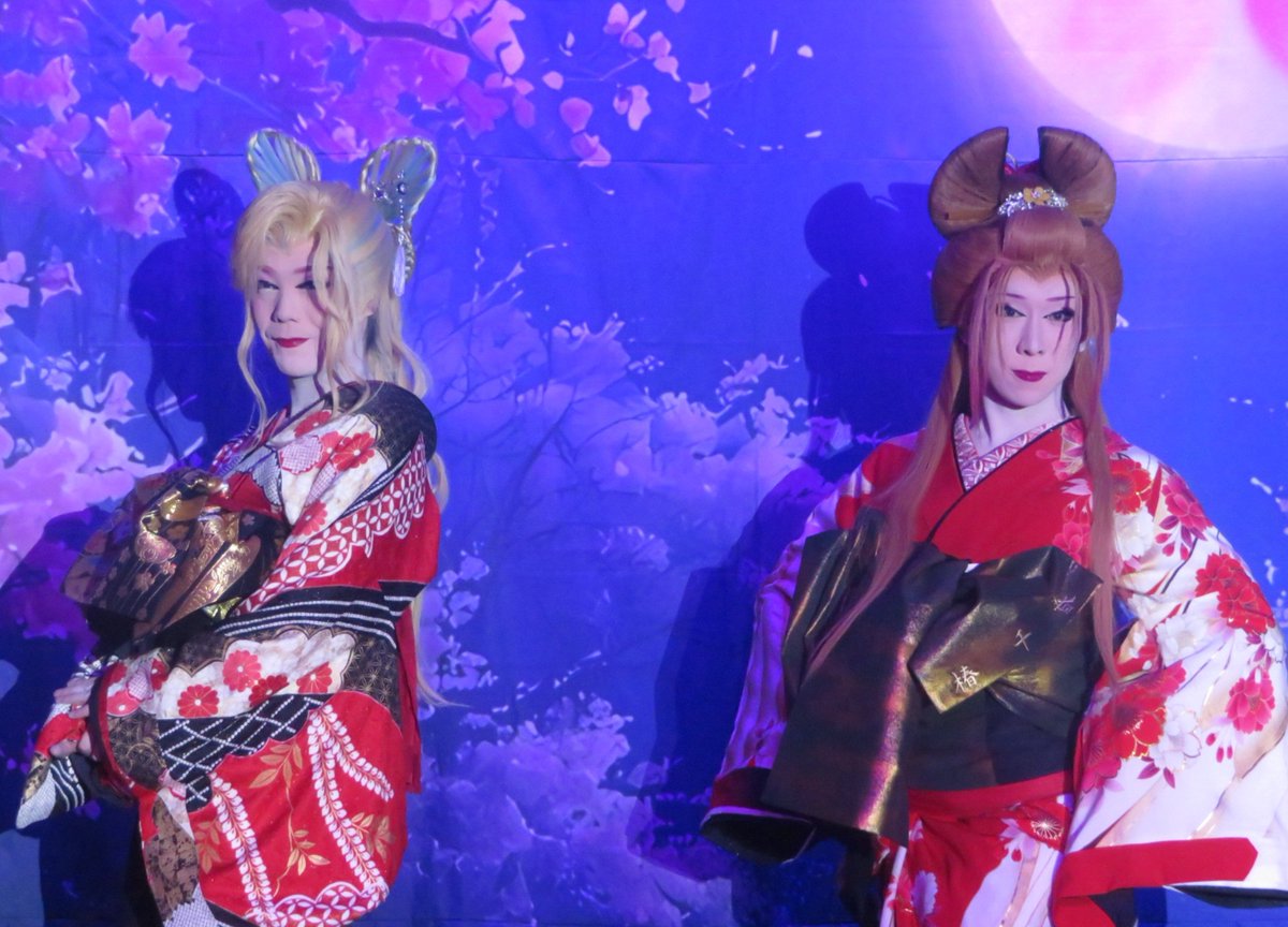 kayoko114's tweet photo. 9/27 鈴成り座
のぼる＆千春＆優翔＆神龍4人祭り
(夜)舞踊ショー
#花組むらさき 
座長 #南條のぼる 
特別ゲスト
#椿千春 
#澤村優翔
#劇団神龍
#澤村神龍 https://t.co/JoIsVJeO4Q