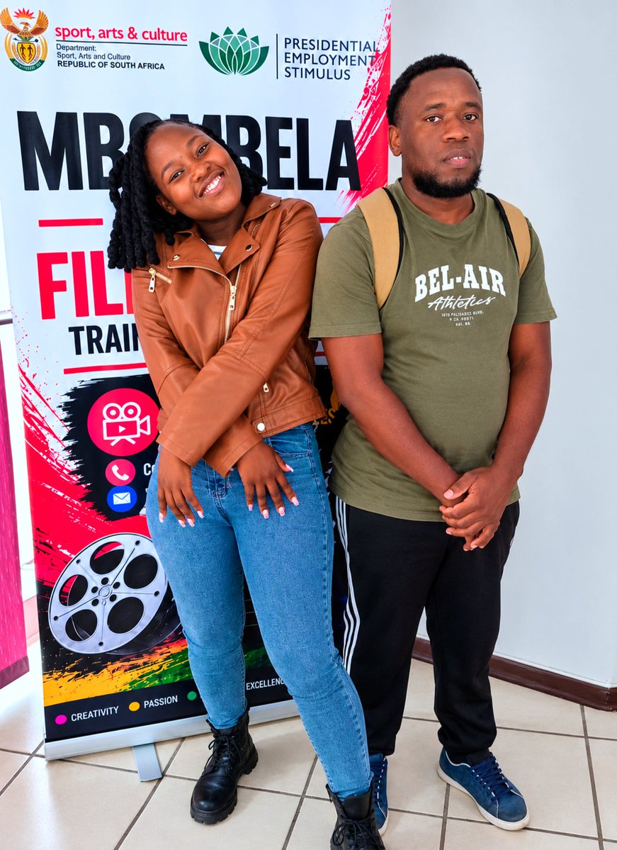 RealCI4thePro's tweet photo. π₯Ήπ€« I'm so happy to be part of the programme #ci4theproxstudios #EidenAbandeMediaHouse #Mbombela #CI4thePro @ligwalagwalaFM @mafisto27 @MafutsoMkhovu @TboyMP @sweetmikeSA @realMadumane @H_Sindane @RISEfm943 Phakama Mbombela β https://t.co/kyl32c77Ya