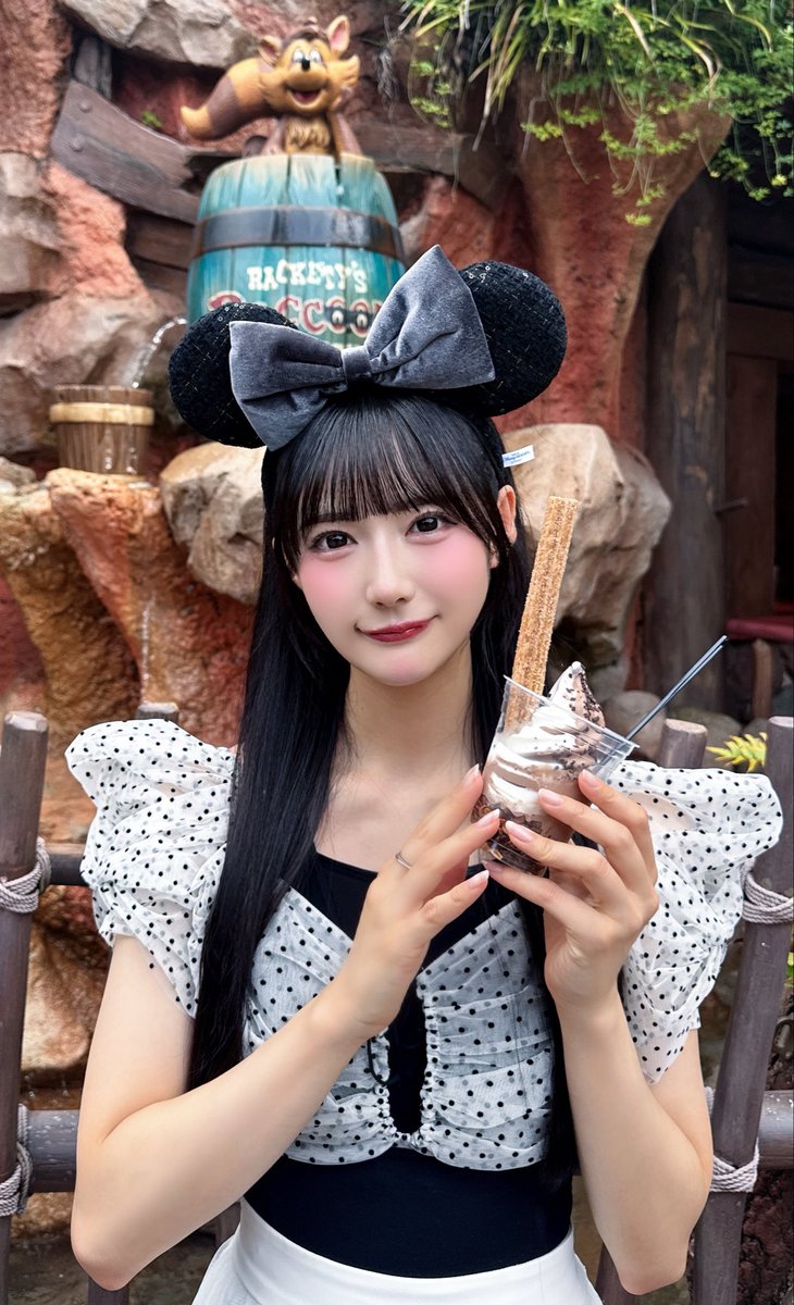 _satorica's tweet photo. 甘党佐藤です🍨♡  #RainTree https://t.co/ayncorgcgg