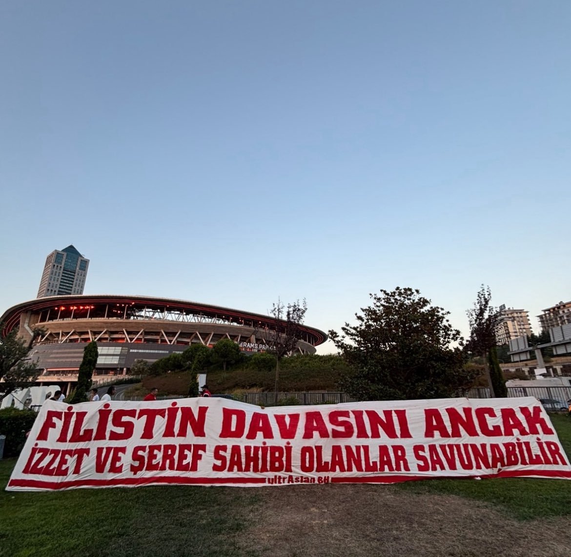haanozz's tweet photo. Şerefinize kalmış https://t.co/2oeuDC1pRd