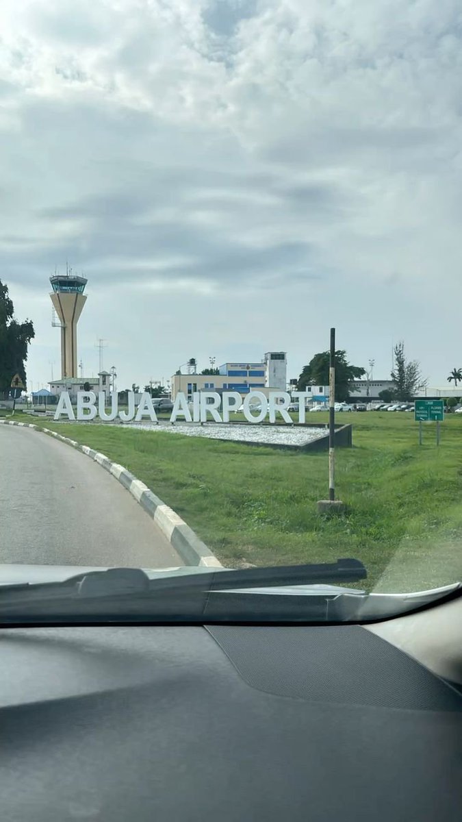 KingTobbie_'s tweet photo. ✈️ Touch down ...  
Feels great to be Home 🏡 🙏 https://t.co/PtmtlbYgPg