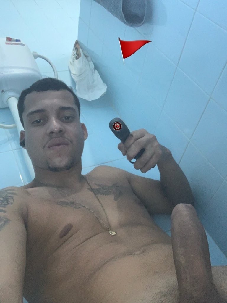 ClubexPRIVE's tweet photo. Meu estilo é de bandido você gosta? 🤤🔥

https://t.co/ggS63lQcBb https://t.co/Ug7FKtzlJO