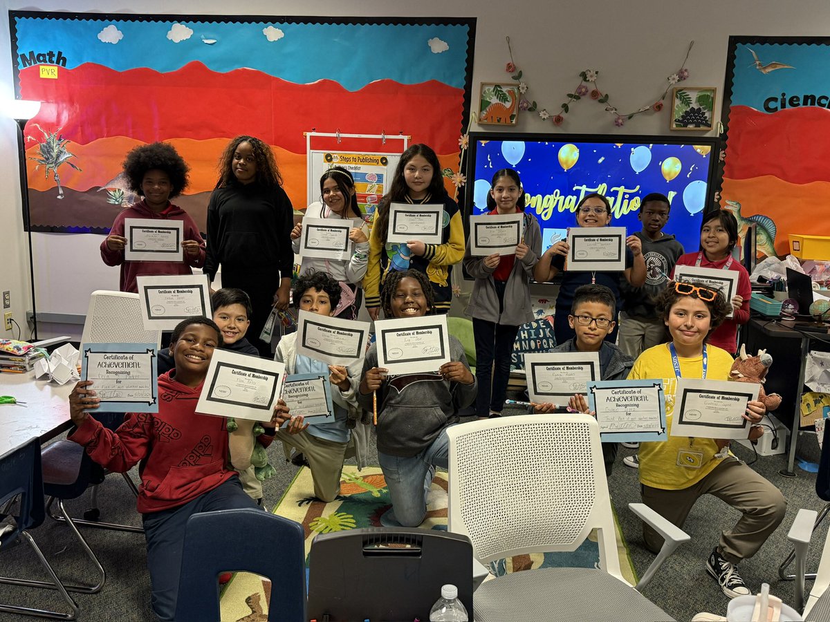 MsCastellon's tweet photo. @Aliefsneed Honor Society is proud to be recognized as a NEHS Chapter of Distinction for scholarship, service, and impact in our school community. Can’t wait for our new members to start this year! 🦖💚🦖💚
#ChapterofDistinction #NEHSCOD https://t.co/DPsdIw4wNr
