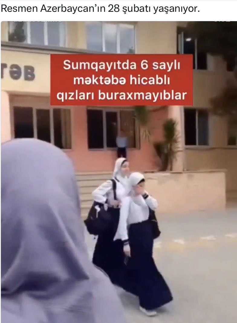 yenisafakyazari's tweet photo. Azerbaycan’ın 28 Şubatı yaşanıyor!
Başörtüsü yasaklandı okullarda!

Çok yürek yakıcı, acı hikâyeler yaşandığı haberleri geliyor!
Aliyev yönetimi durdurulmalı derhal! https://t.co/XOlinOiCH1