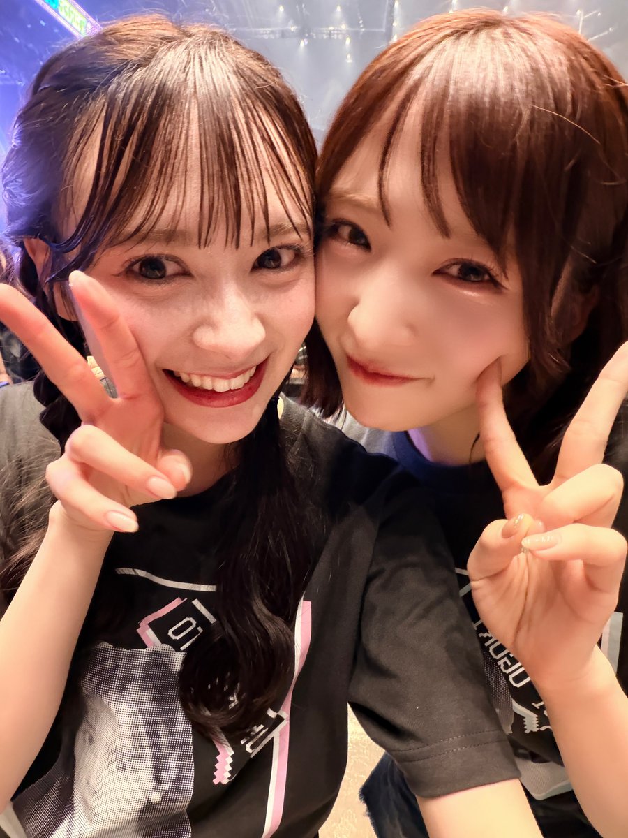 hironaonly's tweet photo. おはようございます🌧️
ゆいゆいとももちゃんの距離感
良いなぁと思ってます💕 https://t.co/ytz1VBxpIi
