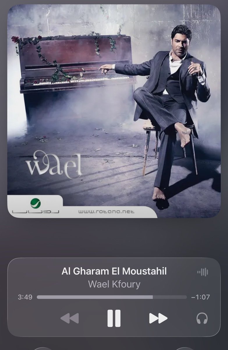 ql__v0's tweet photo. I completely fall apart whenever I hear this song🫩 https://t.co/WlMEJfKzo6