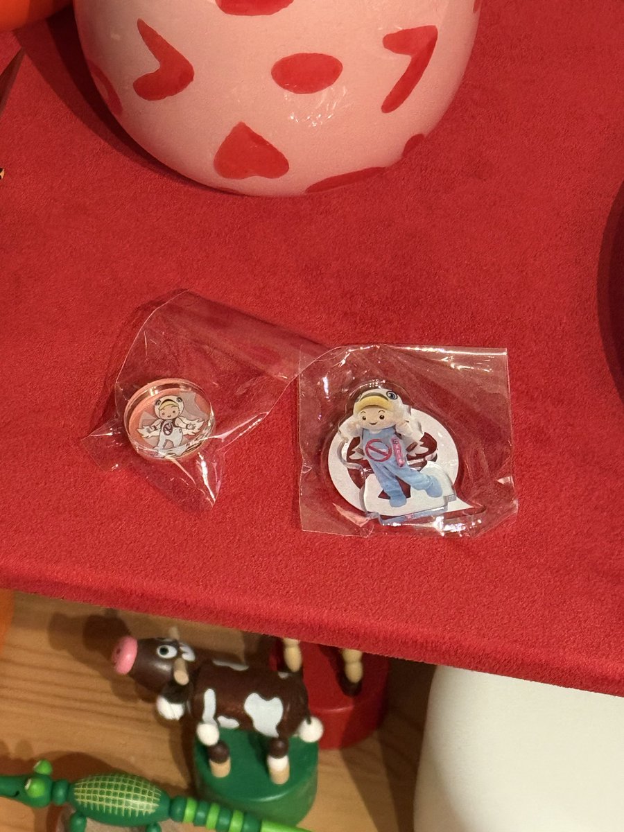 musubimaru8739's tweet photo. すわん君のアクスタとピンバッチが当たった☺️🫶

欲しかったもの当たってうれしい☺️☺️

@suwankun_kin_en https://t.co/jtYIaEMQJJ