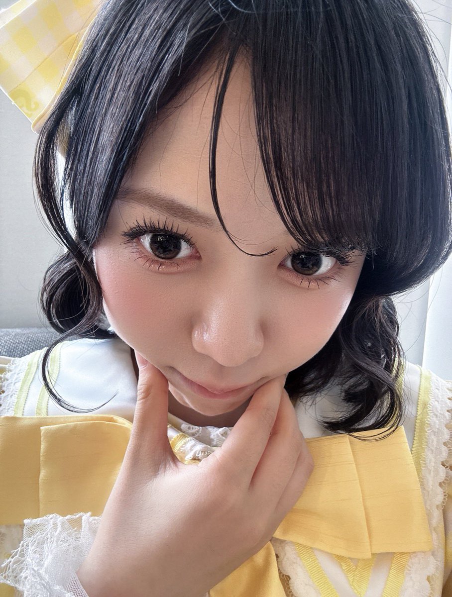 nanaka_ms0707's tweet photo. ぐっもーにんぐ。
東京での雨がもう34日間連続らしい！
めちゃんこびっくり！
今日も雨降ってるみたいだから、みんな気を付けてね！
今日も無理なくボブと一緒。
 #もあすた #MORESTAR #笹原なな花
 #ボブ #雨ボブ https://t.co/vAw1wnqo3O