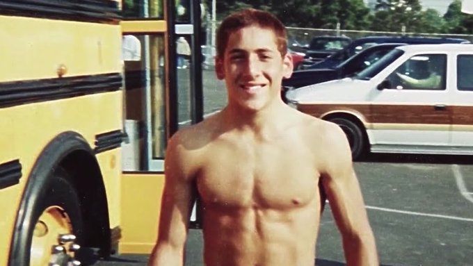 fasc1nate's tweet photo. On September 25, 2000, 19-year-old Kevin Hines attempted to take his own life by jumping off the Golden Gate Bridge.   

He plummeted over 220 feet at 75 miles per hour, crashing into the water and severely damaging three of his vertebrae, narrowly avoiding a complete spinal cord injury by mere millimeters. 

Remarkably, he survived this harrowing fall.  In the aftermath of his plunge, Kevin found himself fighting for his life.   

His wet clothes weighed him down, dragging him under the chilly waters of San Francisco Bay. He struggled to break the surface, gasping for breath, clinging to his newfound desire to live.  

Suddenly, he felt an unusual force from below lifting him above the water's surface, where he remained until the Coast Guard arrived.   

It was only later that he discovered the mysterious presence keeping him afloat: a sea lion had been supporting his body until the rescue boat arrived, as eyewitnesses had observed.  

This extraordinary survival story captured widespread media attention. Kevin Hines has since dedicated himself to being a motivational speaker and a fervent advocate for suicide prevention.

Restore your faith in humanity: https://t.co/exMr4RaPPm