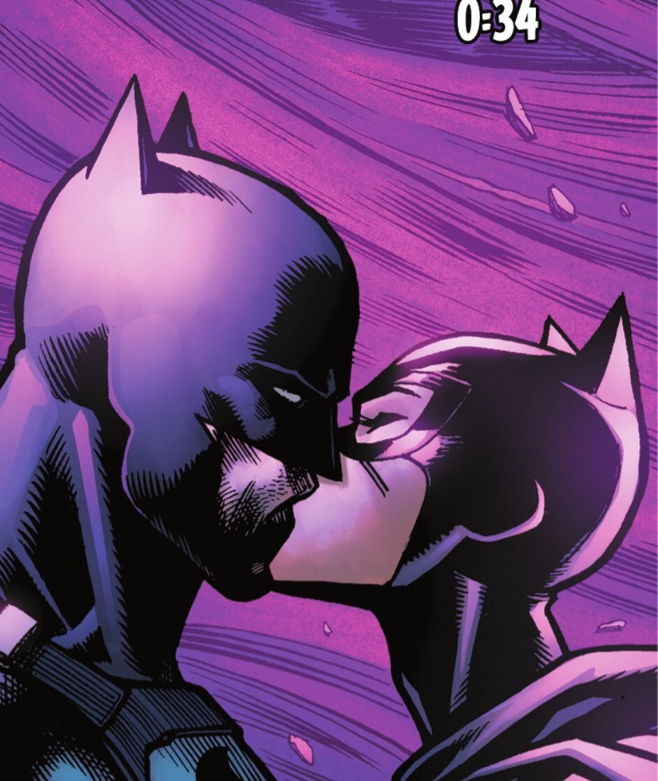 catwomanposts's tweet photo. average sky color when batcat get together their bisexuality is too strong #bi4bi #freak4freak https://t.co/tIFxoMhy7k