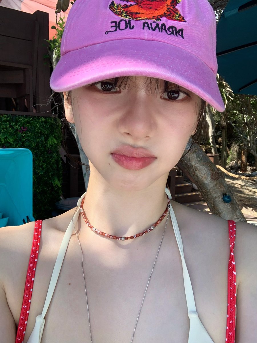 ujiminphoria's tweet photo. EXCUSE ME KARINA??!? https://t.co/hgI0fAPdku
