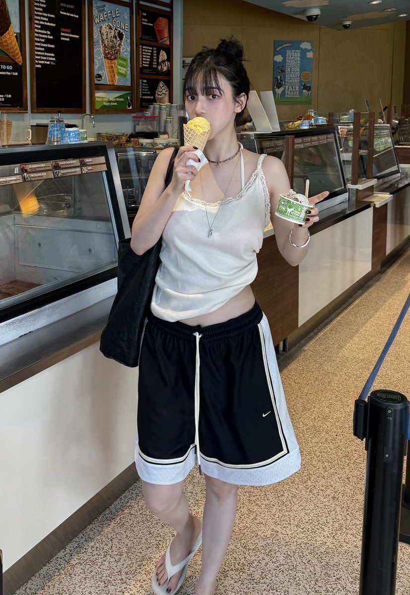 ujiminphoria's tweet photo. EXCUSE ME KARINA??!? https://t.co/hgI0fAPdku