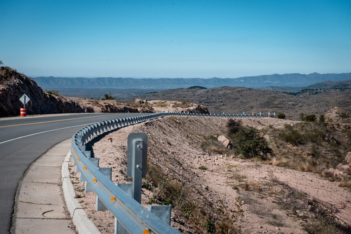 ManuelCalvoCba's tweet photo. El nuevo Camino de Los Gigantes va a transformar la conexión entre Punilla y Pocho y abrir nuevas oportunidades para el oeste cordobés. La RP 28 avanza como corredor estratégico para mejorar la circulación y potenciar el turismo y la producción. 
#HacerParaCrecer https://t.co/ltGmsBpMaw