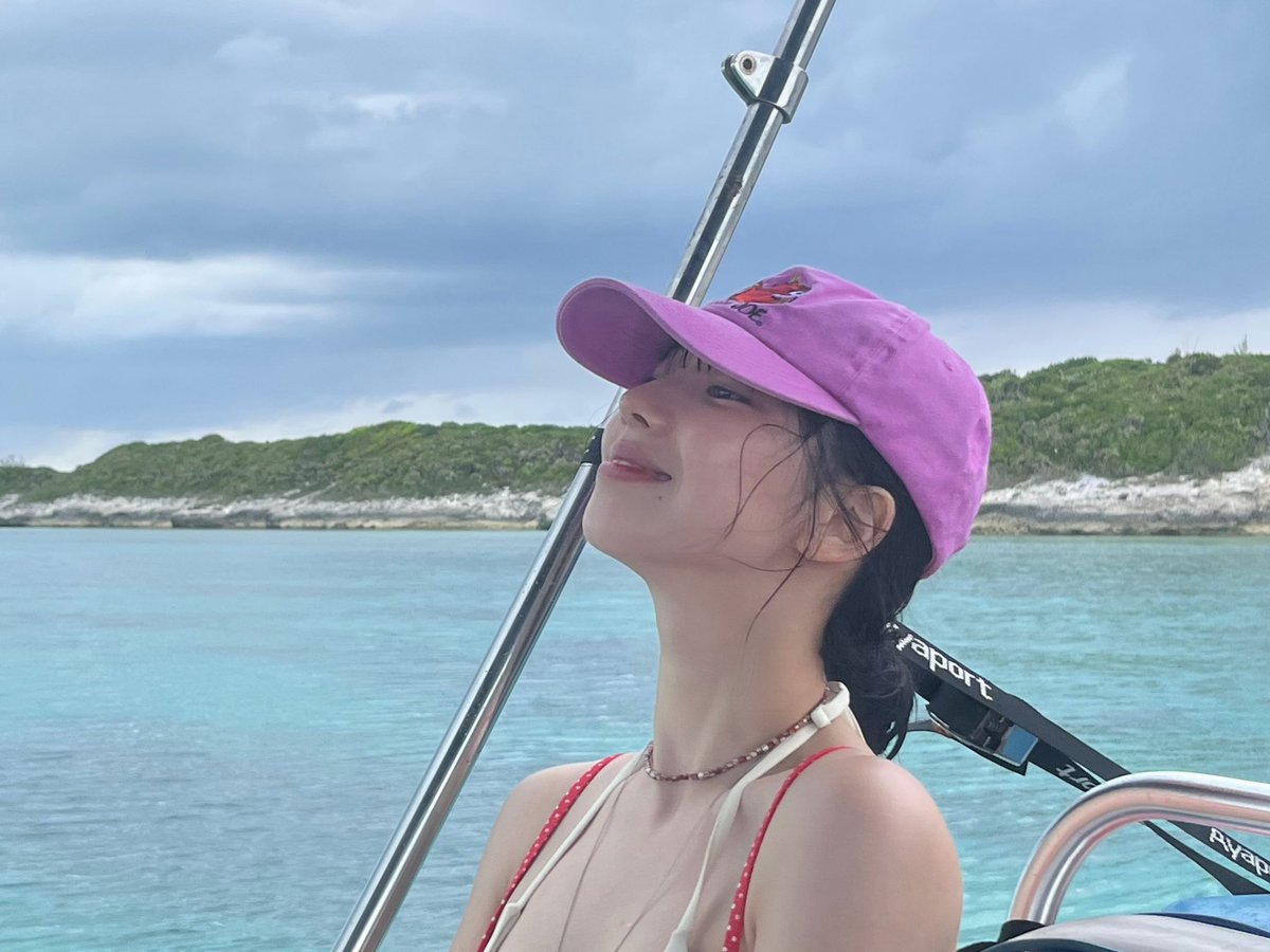 aespapic's tweet photo. #KARINA katarinabluu instagram update https://t.co/ApmXSLFPFp
