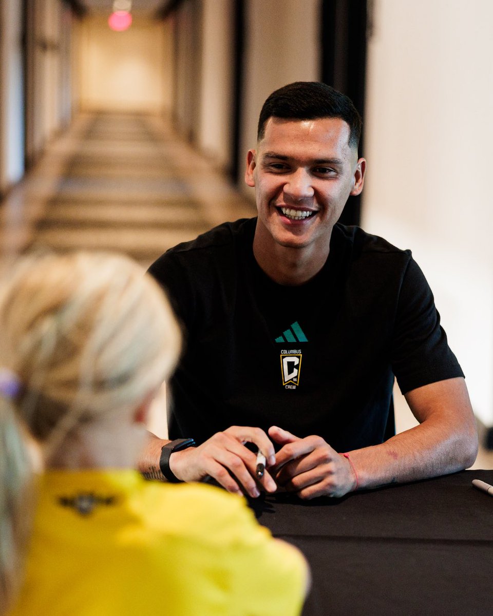 ColumbusCrew's tweet photo. Face-to-face interactions with our Massive Family mean the most ✨

Thank you to our Season Ticket Members who attended Friday’s Meet the Team pres. by @BreadFinancial in association with America’s Floor Source. We had the best time and we hope you did too 🫶 https://t.co/bIxgYSudkQ