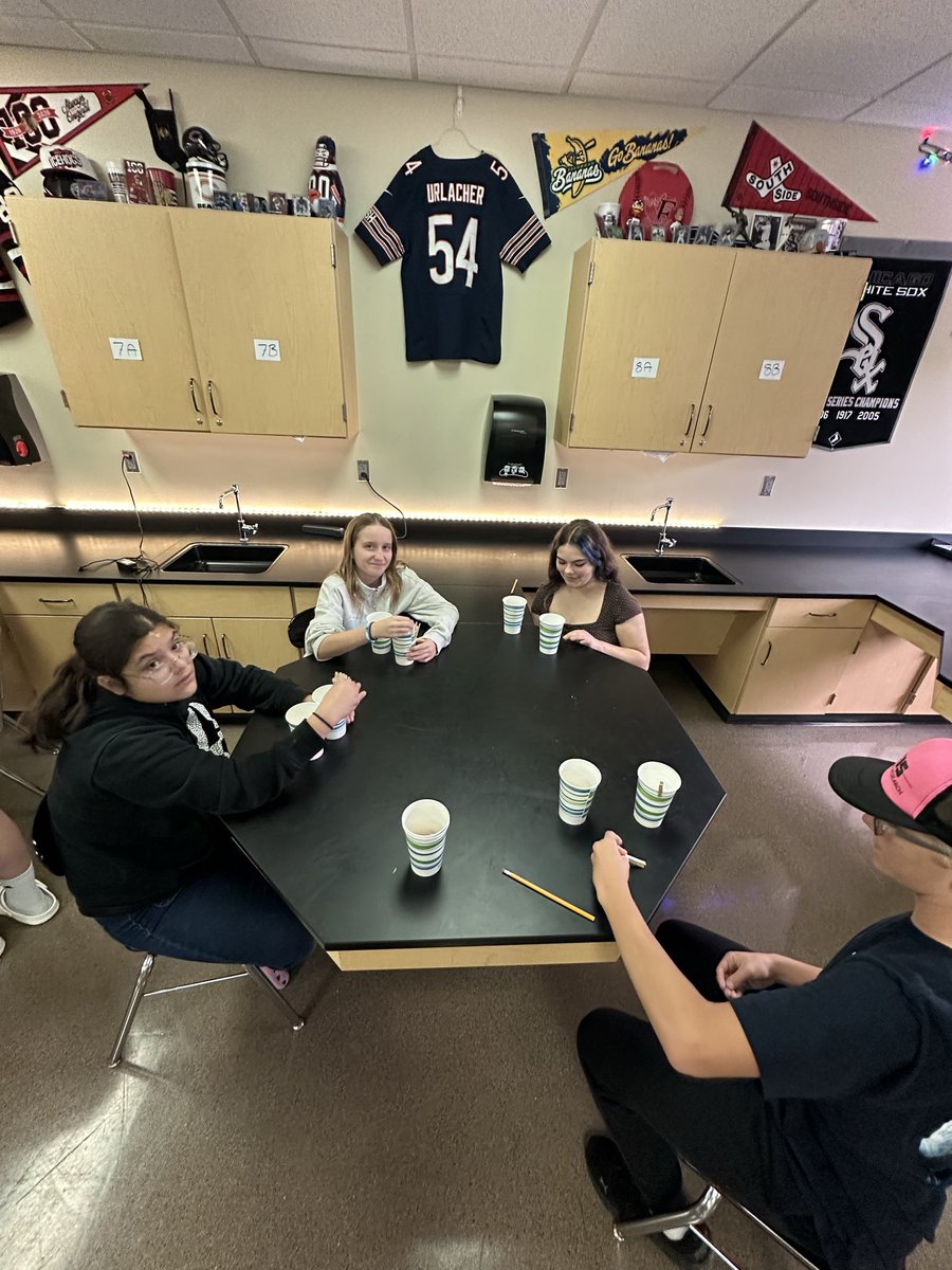FPSCarlBen's tweet photo. Sanford’s very own, Mrs. Skolberg, attended our 8th grade High School Readiness class to do hand therapy activities for our Healthcare and Human Services career cluster in the Caring for Community unit. https://t.co/azhJuHhsFl