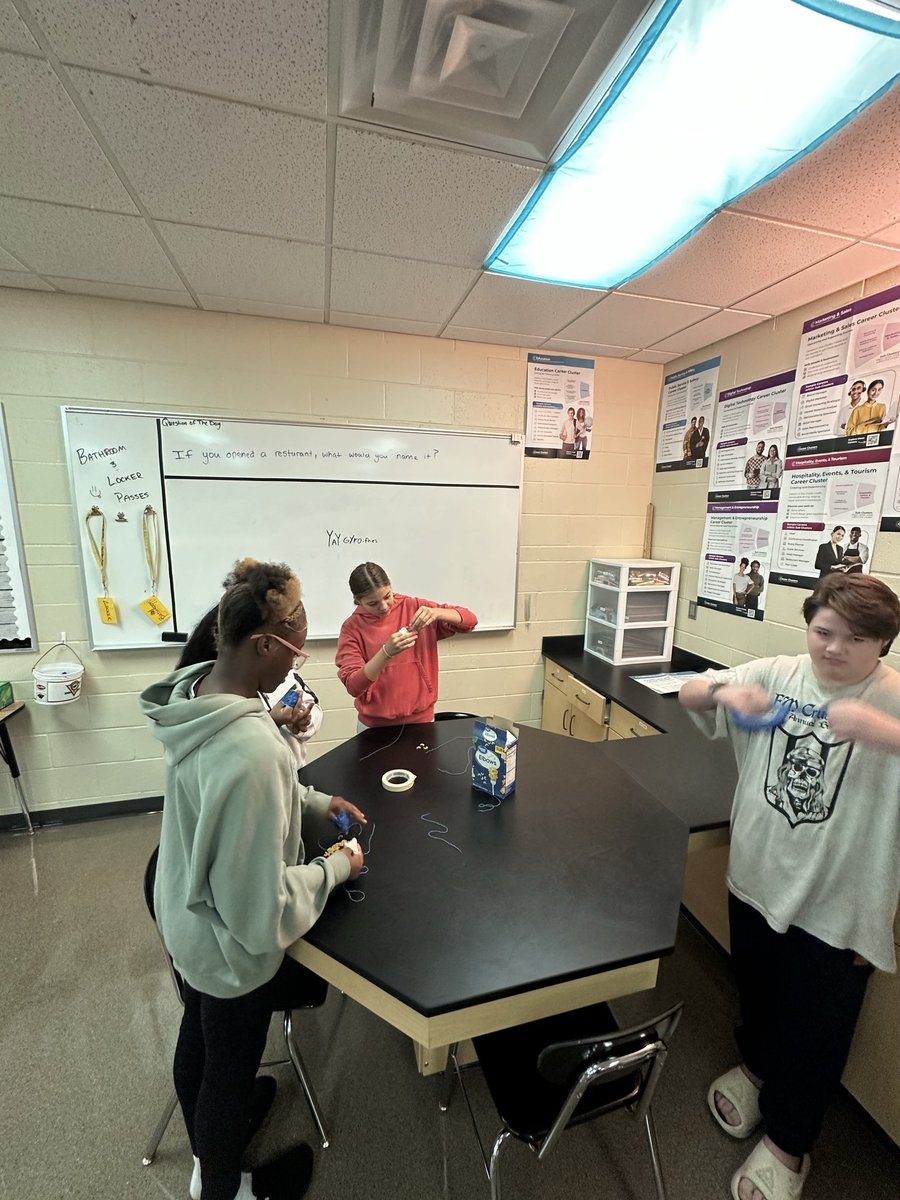 FPSCarlBen's tweet photo. Sanford’s very own, Mrs. Skolberg, attended our 8th grade High School Readiness class to do hand therapy activities for our Healthcare and Human Services career cluster in the Caring for Community unit. https://t.co/azhJuHhsFl